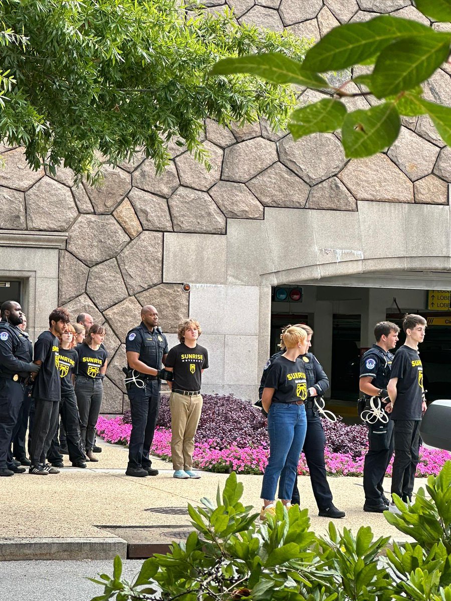 18 young people have been arrested outside of Kevin McCarthy’s office for peacefully protesting a government shutdown and demanding climate action.