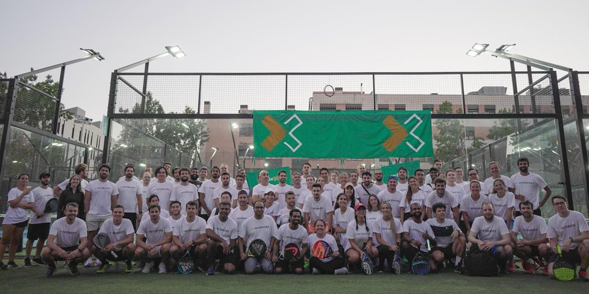 PepsiCo_ESP's tweet photo. Nuestro #HubDigital🌐 ha celebrado esta semana un torneo de pádel junto a los equipos de los #hubs de @Nestle_es, @BayerEspana y @SanofiES.
👉Una actividad para conectar entre equipos, fortalecer el ecosistema #digital y compartir experiencias a través del deporte🎾 https://t.co/ELBMepnjbZ