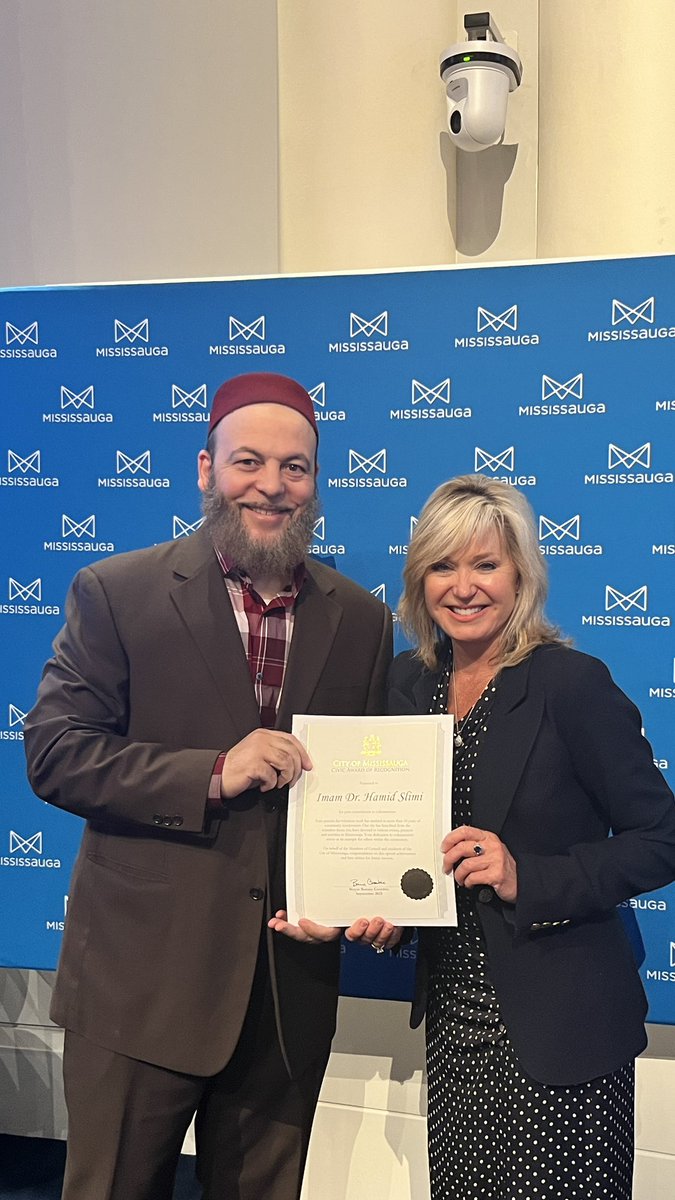 Congratulations to our own Dr. Hamid Slimi for being one of the recipients of the  #CivicAwardofRecognition in the #CityofMississauga. Thank you for all your hard work and dedication to the community.