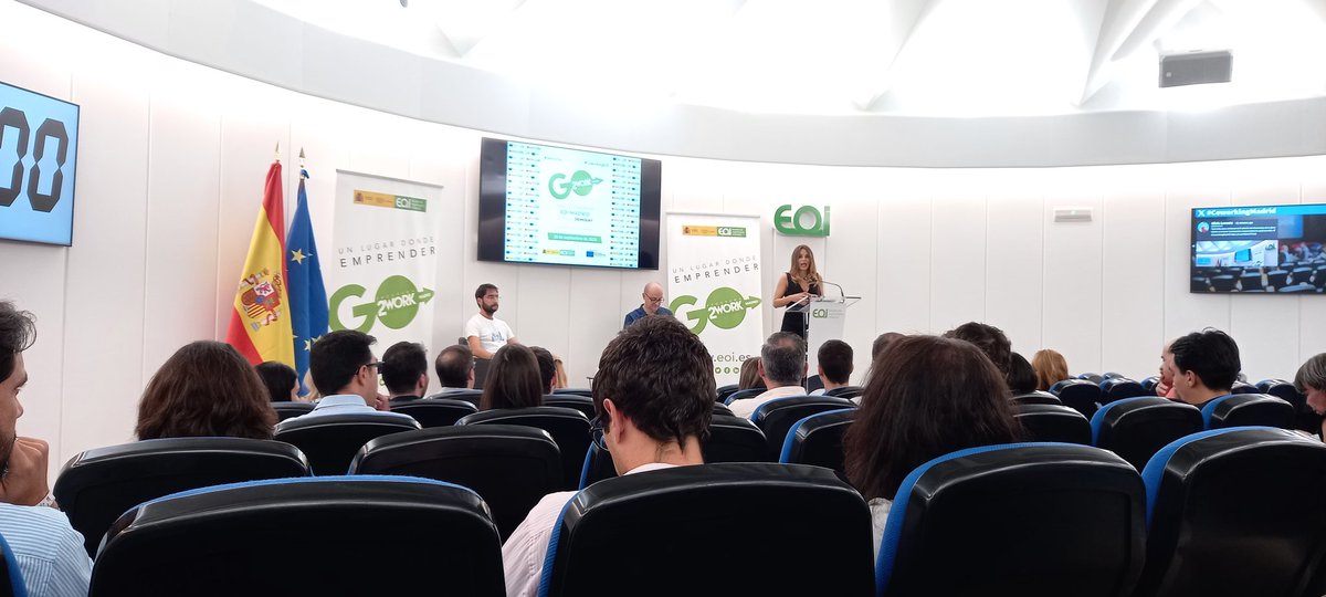 Ejecutivas_EOI's tweet photo. Con ganas de escuchar todos los proyectos en el #Demoday #CoworkingMadrid @eoi y sobre todo para apoyar a nuestra @Ejecutivas_EOI Cristina Sanandres con su proyecto EEKOX https://t.co/EgwxTht7AD