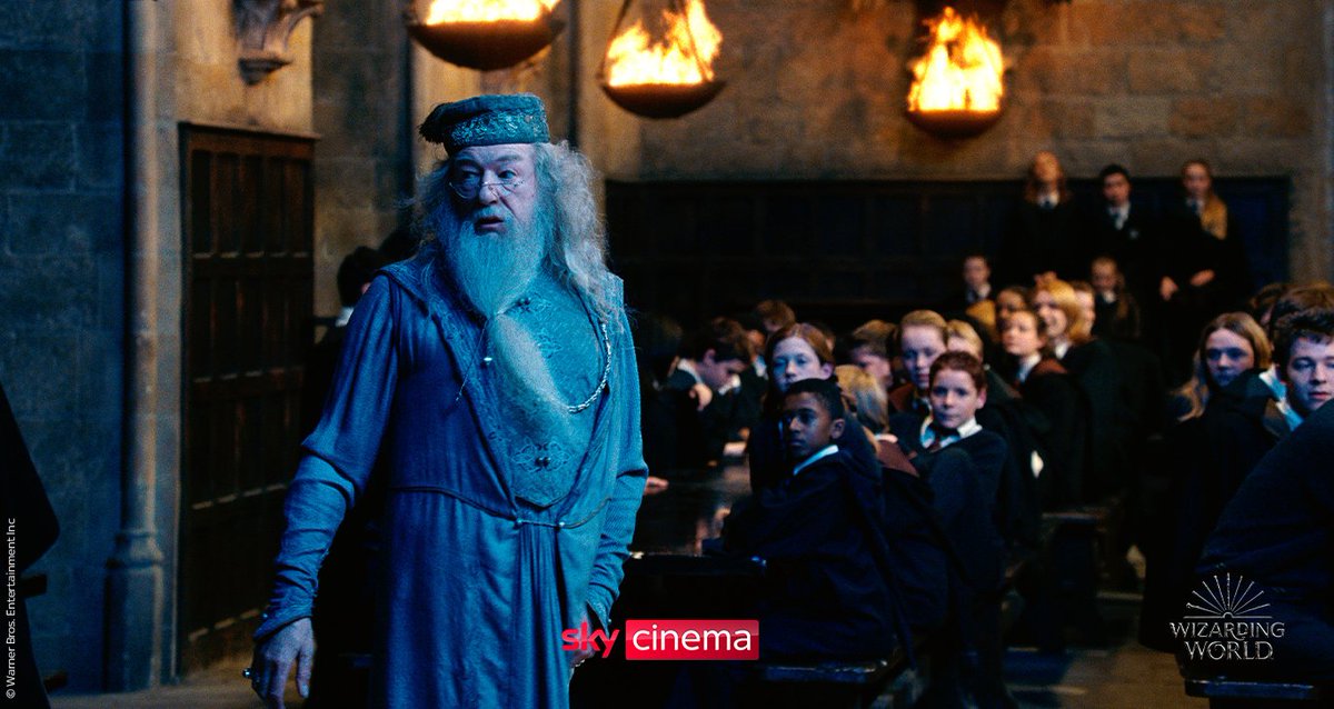 SkyItalia's tweet photo. "La felicità la si può trovare anche negli attimi più tenebrosi, se solo uno si ricorda di accendere la luce." ❤️​ 

Potete guardare tutti i film della saga di #HarryPotter on demand​ 

#MichaelGambon #Silente https://t.co/49vgkRWxeV