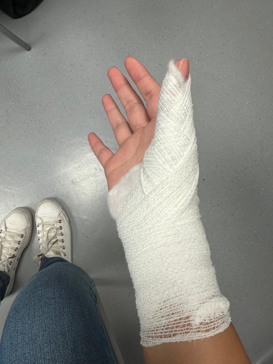 ED_LTHTR's tweet image. #minorinjurytraining with #teamED @KayCharlesworth