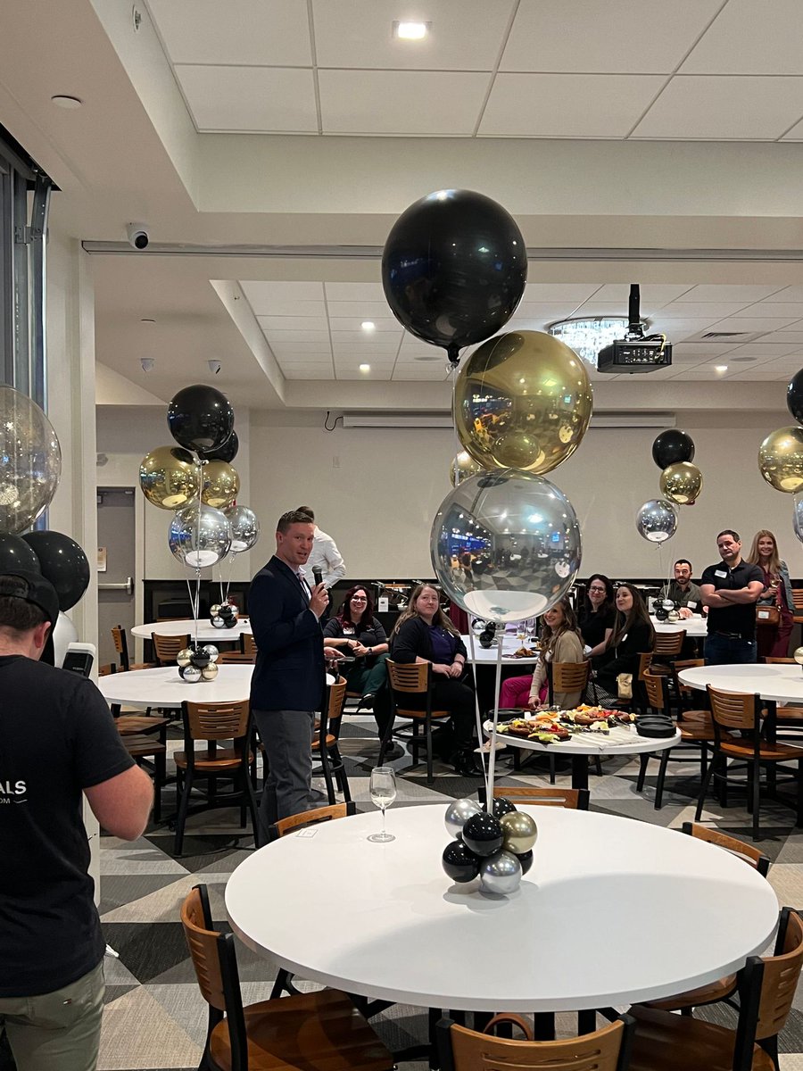 SSYP's tweet photo. Thank you to all who attended our Partnership Appreciation event last night at @ryanfamilyamuse with @MountainOneBank and the Hanover Chamber of Commerce! 🙏

Swipe through to see all of the fun we had 📸 https://t.co/P0Vgn44Jdh