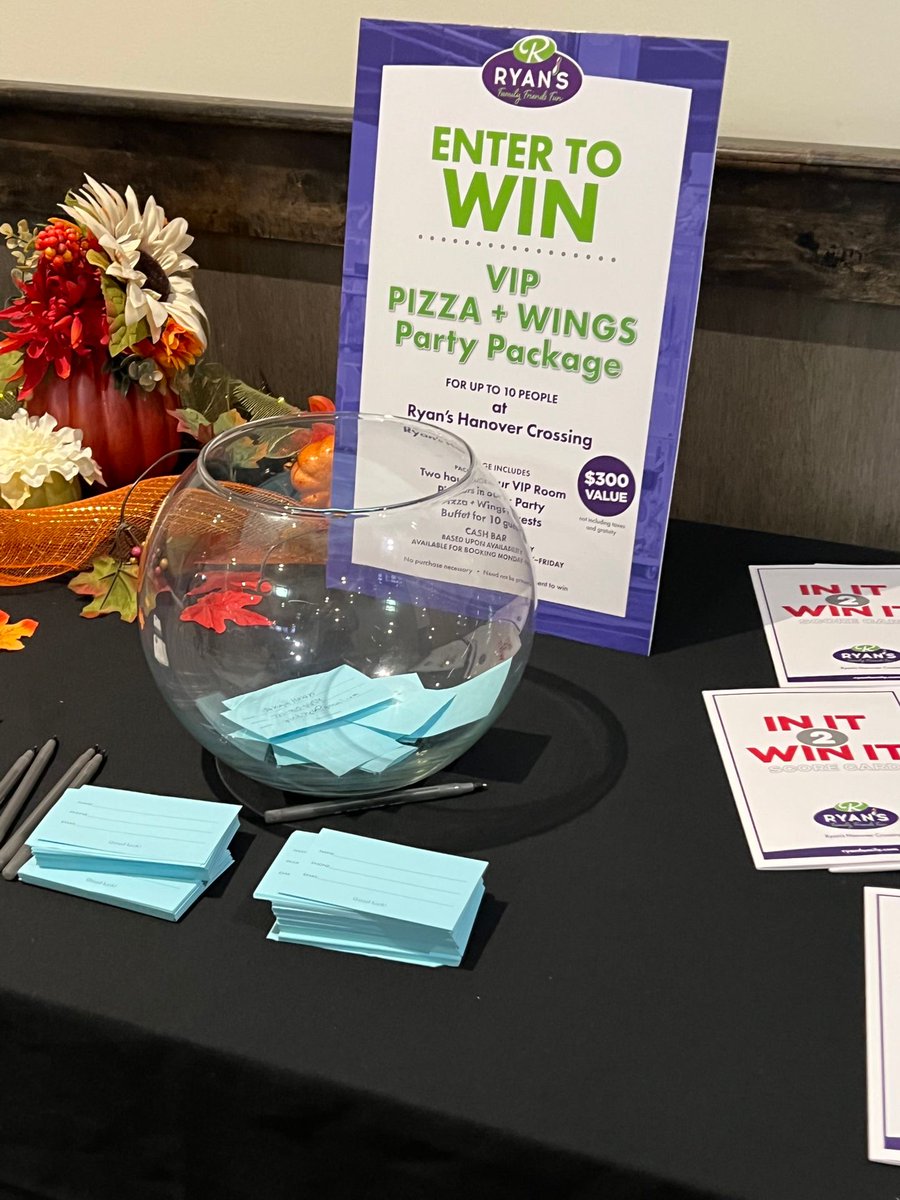 SSYP's tweet photo. Thank you to all who attended our Partnership Appreciation event last night at @ryanfamilyamuse with @MountainOneBank and the Hanover Chamber of Commerce! 🙏

Swipe through to see all of the fun we had 📸 https://t.co/P0Vgn44Jdh
