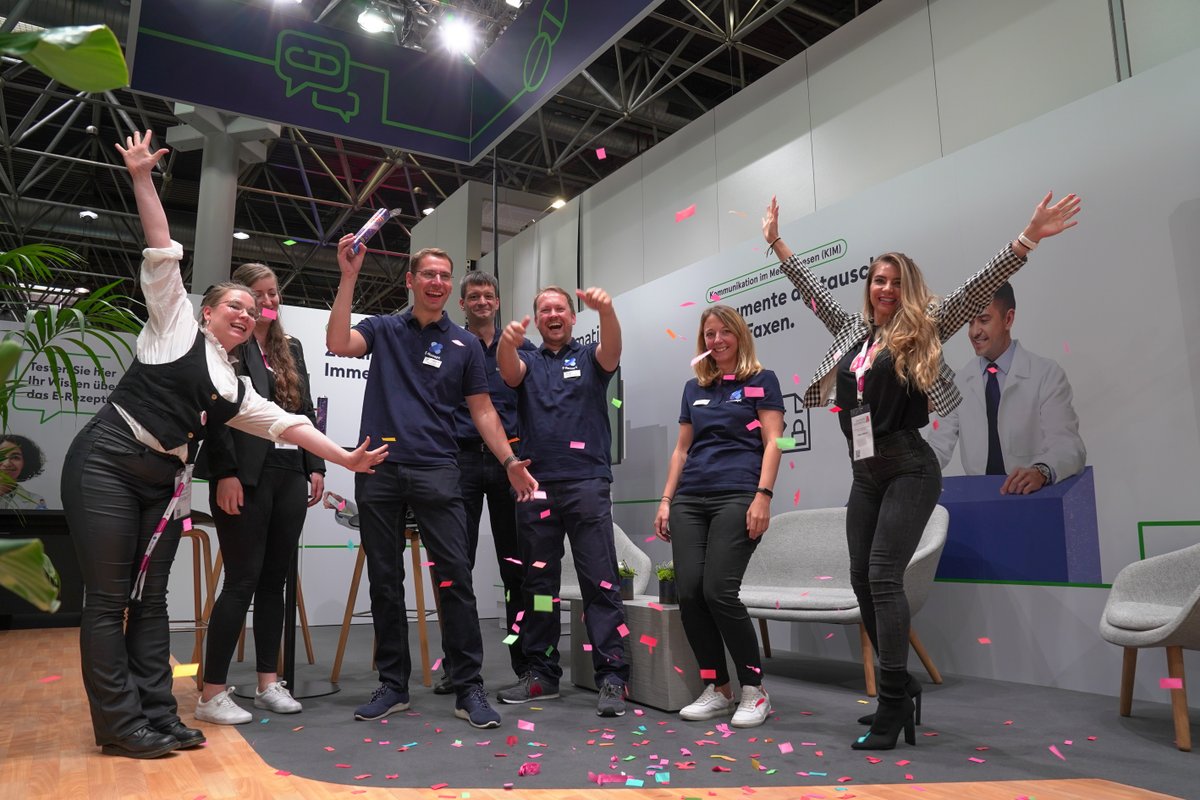 Was für ein Timing: Während der @expopharm freuen wir uns über 4 Mio. eingelöste #eRezepte &amp; 200 Mio. versendete #KIM-Nachrichten 🙌 🚀 Mitfreuen und mit uns zu Ihren Erfahrungen austauschen: Besuchen Sie uns an unserem Stand!

Hier geht's zum Programm: gematik.de/newsroom/news-…