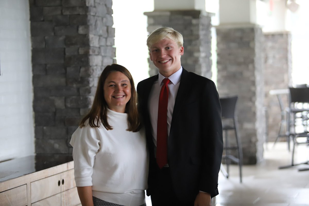 Thank you Mrs Childress for all your support & help as Grant serves as regional Vice President of FBLA.    He has learned so much for you, Mrs Rush, & Mrs Wright.  Thanks for helping him become the leader he is!  #WhereOpportunityCreatesSuccess @BCHSTrojans @BarrenCountyATC