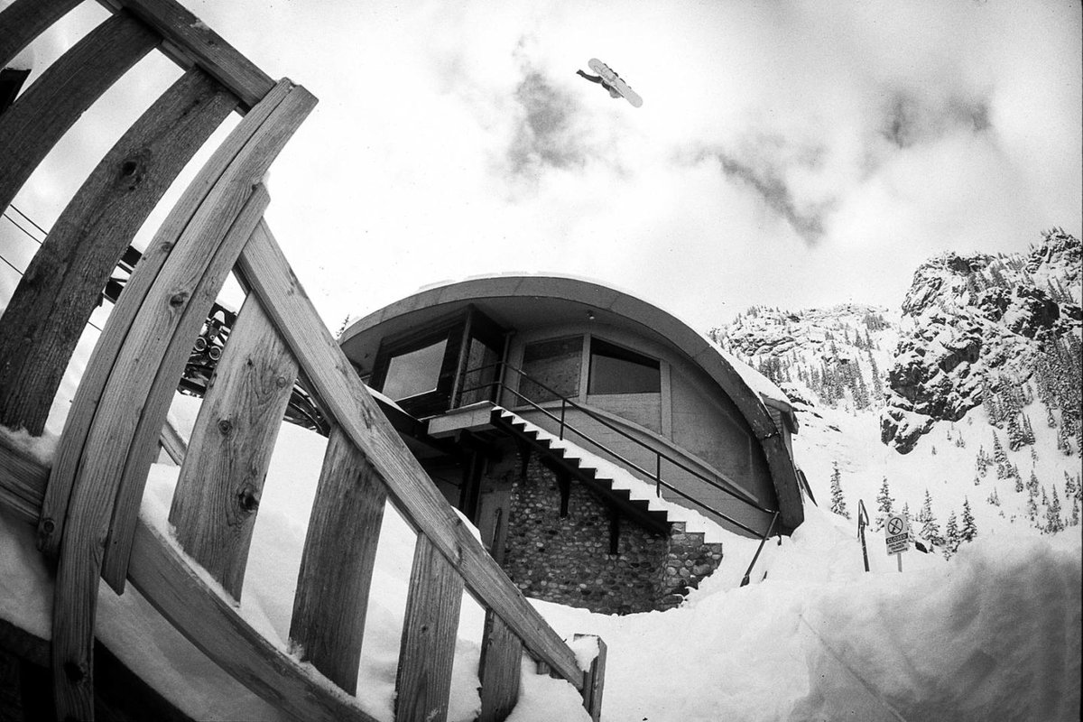 Go Big! SAVE BIG! Our Season Pass Sale ends October 15th!

Buy Now!
banffnorquay.com/winter/season-…