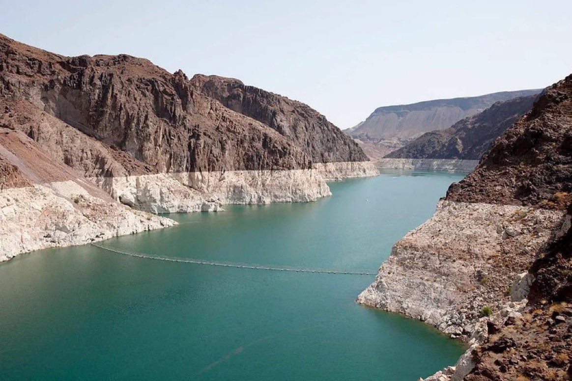 Pay attention: Arizona's underground water is supplying Saudi cattle with millions of gallons. They use 3,000 gallons per minute to grow alfalfa in Arizona, which they export to Saudi Arabia as cattle feed. The key question is whether Arizona should prioritize its groundwater…