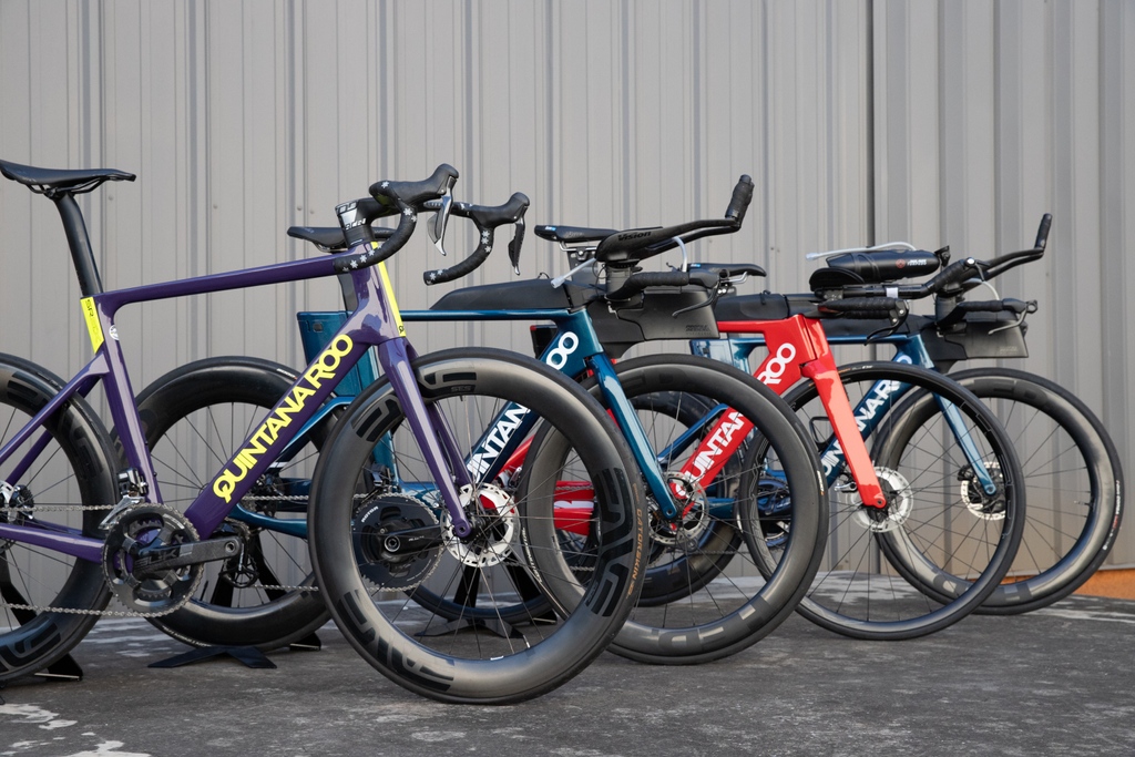 Scratch and Dent Sale is live! Click the link below to browse, or call or chat with our team to have first dibs on bikes we haven’t posted. Our team can also help with questions on fit, sizing, and product condition/components. #truetotri bit.ly/3LFPknV