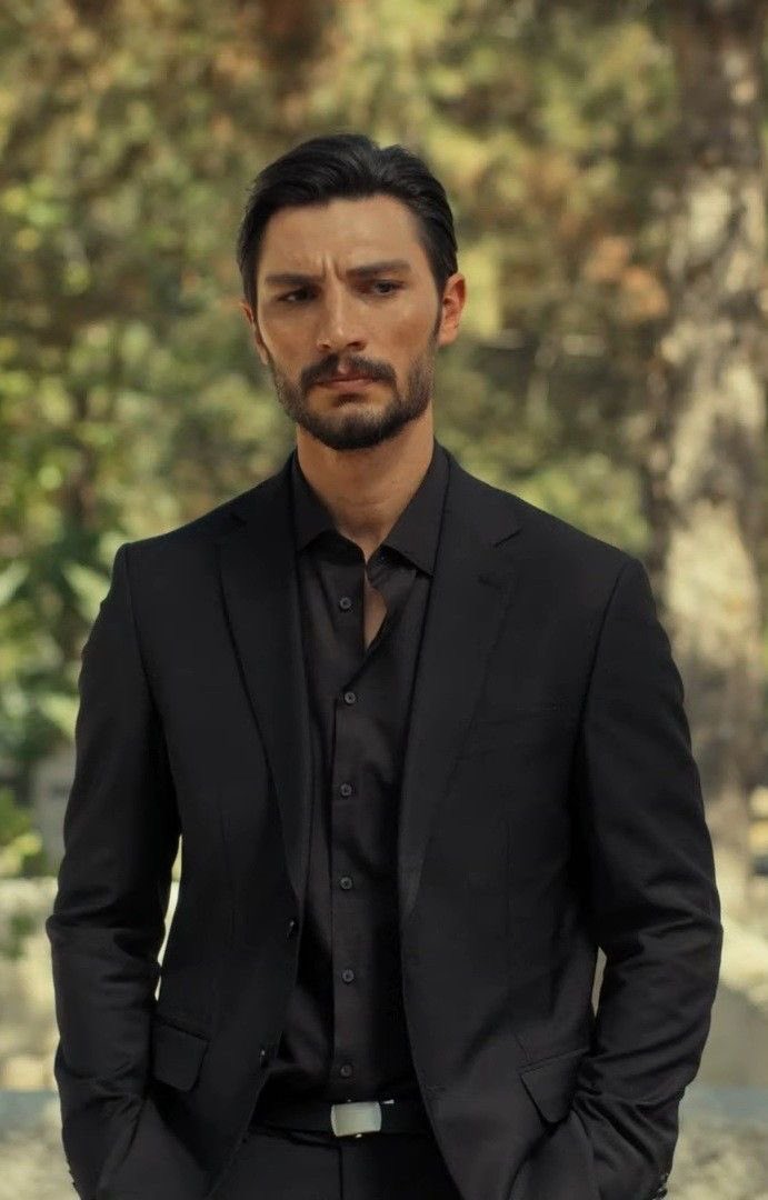 yapılanların farkındayız ilhanın yanındayız

İlhanŞen VarsaVarız