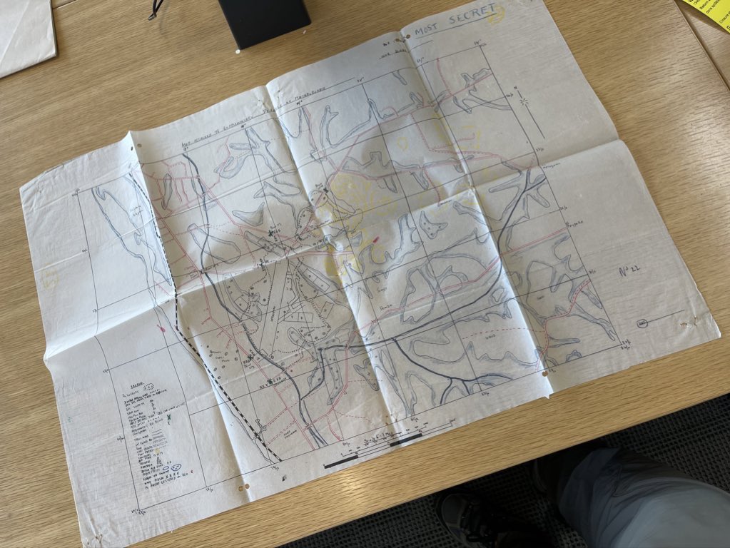 BritishArmyWDs's tweet photo. Greetings to all my new followers. Dare I ask you to help get me to 500 followers by sharing my account in exchange for some more rather cool maps? I have a nice Black Watch Monte Cassino Map some of you might like to see in the morning over breakfast😉
#Bribery #ScratchMyBack https://t.co/WLk5cDwYlV