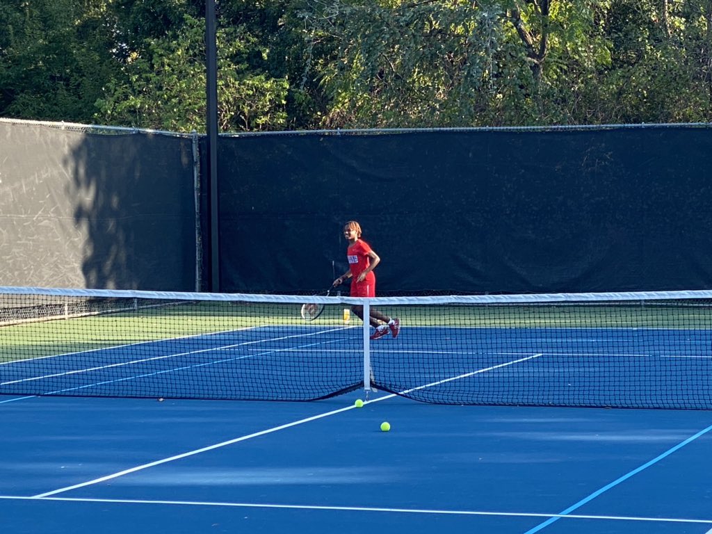 CoachHJones_87's tweet photo. Look who’s playing tennis #CarterHS, congratulations goes out to Coach Spencer and the Tennis team for another victory. @DWCarterHS @DWCAthletics https://t.co/1fCNwI8K0Z