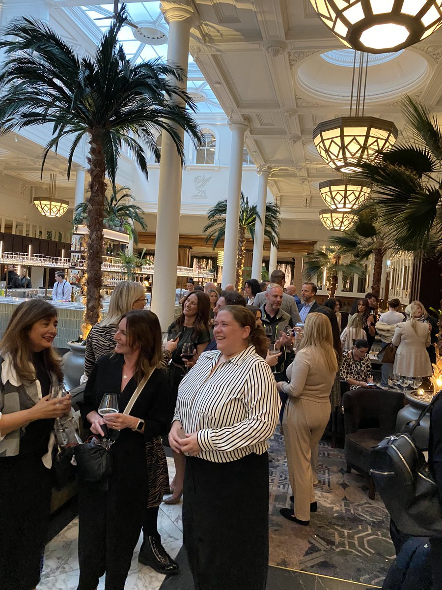 DowntownBusines's tweet photo. We are delighted to be at the stunning The Municipal Hotel for our first Downtown Unplugged event. What a venue. #DIBEvents https://t.co/wrQOZUGm5E