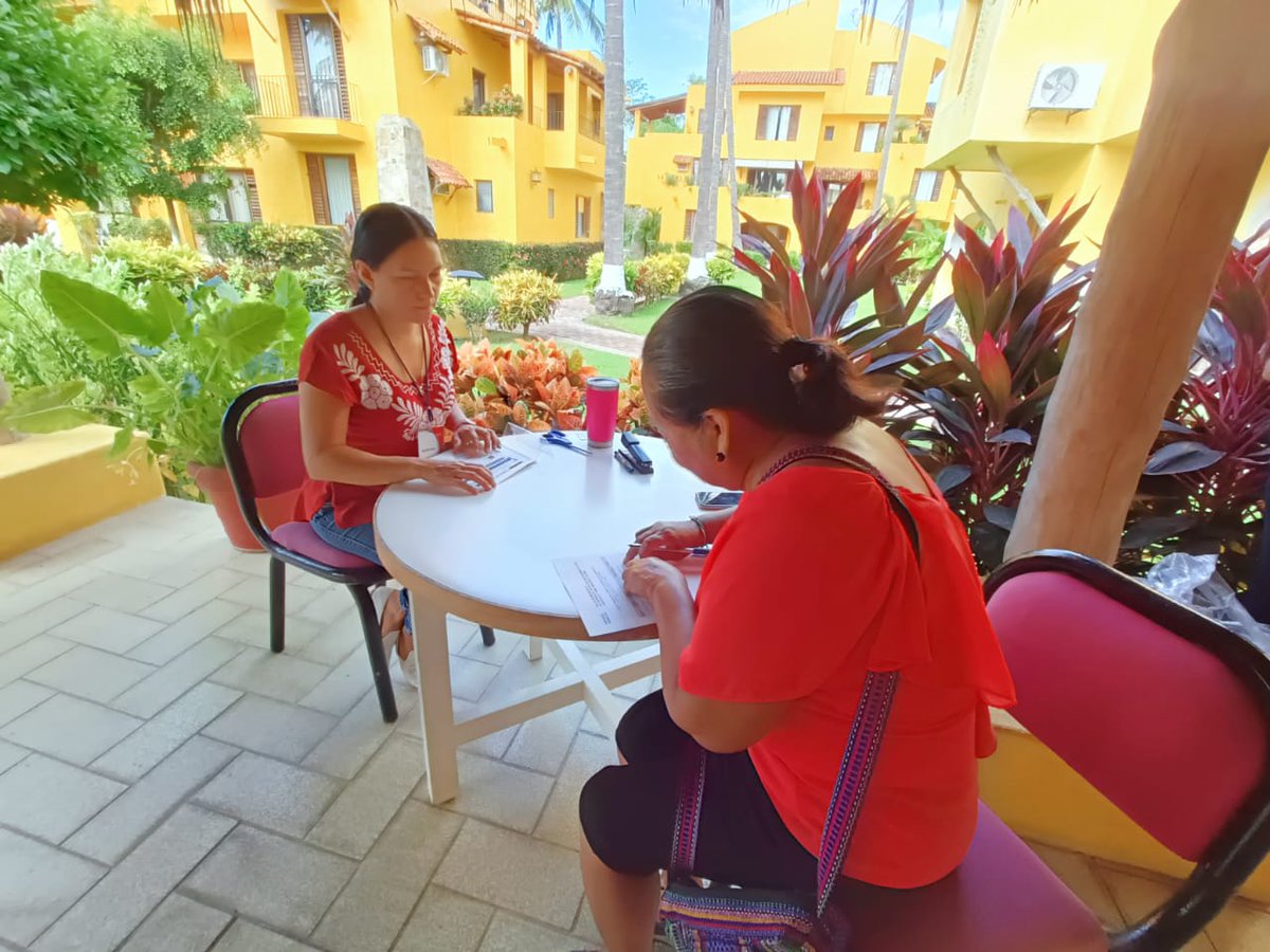 cesarmung's tweet photo. #Crocolima llevando  a cabo la Consulta de Revisión  y Aprobación  de Nuestro  #ContratoColectivodeTrabajo dónde Compañeros trabajadores de #VillasDeMenorca  Votaron a favor de sus prestaciones a través del Voto Libre, Directo y Secreto. 
@IsaiasGCroc @davidoq @CROC_Nacional https://t.co/2HtOAjyfWg