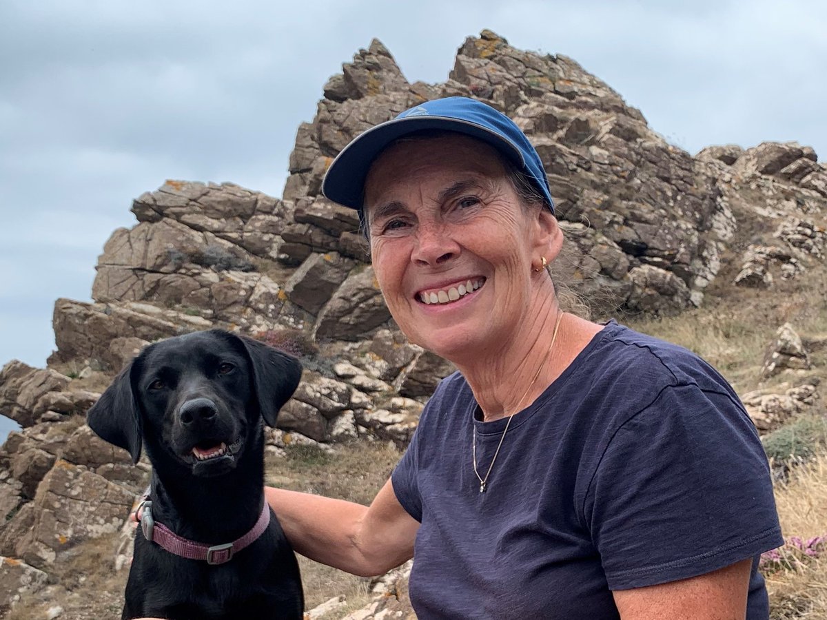 'I love being a vet in all its various squiggly forms!' A warm welcome to our new Junior Vice President, Dr Elizabeth Mullineaux, an RCVS Recognised Specialist in Wildlife Medicine and past President @BVZS_Official. 📸Pictured with her dog, Eddi 4/4