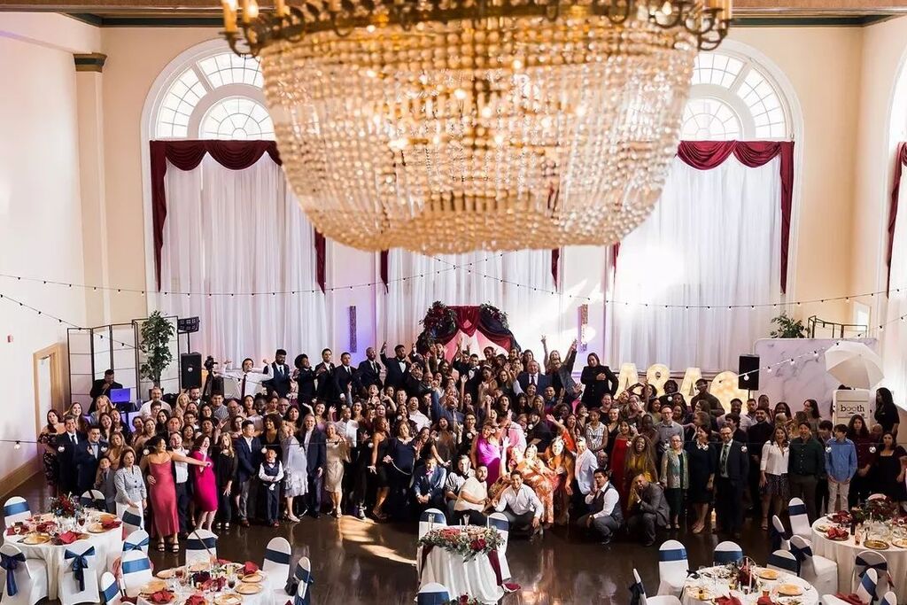 Got a big group? We've got you covered. Our ballroom can fit all your needs! Come see us at The Renaissance and lets talk details✨ 

📷: @oncelikeaspark

#partytime #ballroomwedding #ballroomreception #chandeliers #sparkle #floortoceiling  #biggroup #… instagr.am/p/CxvfFAwyBeh/