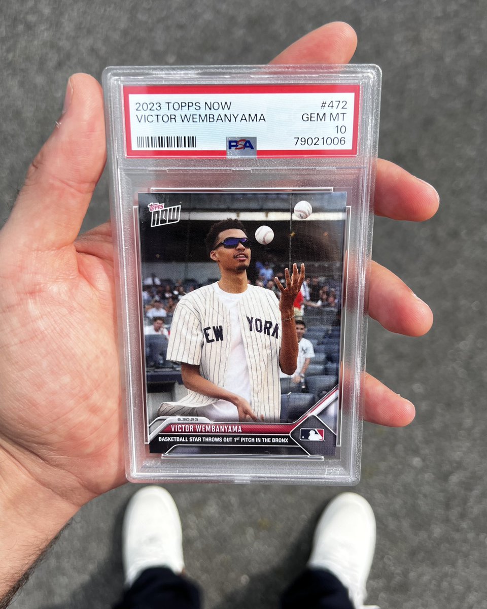 gurucollects's tweet photo. Who wants a FREE Wemby rookie?? Just LIKE and FOLLOW to enter… https://t.co/eaZiVBPdr7