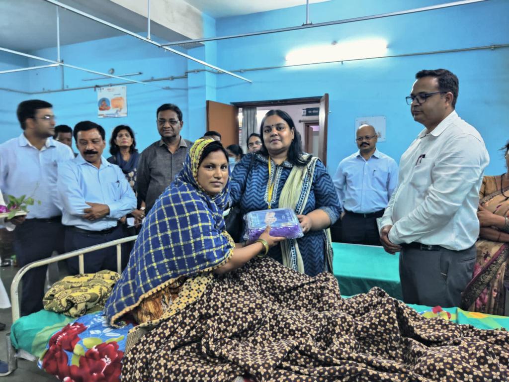 HealthCgGov's tweet photo. भारत सरकार में राष्ट्रीय स्वास्थ्य मिशन की संचालक श्रीमती नेहा गर्ग ने अपने छत्तीसगढ़ प्रवास के दौरान राज्य में विभिन्न स्वास्थ्य कार्यक्रमों की समीक्षा की। उन्होंने छत्तीसगढ़ में इन कार्यों की प्रगति पर संतुष्टि जाहिर की।
#SwasthaCG
@TS_SinghDeo https://t.co/slpllaua5g