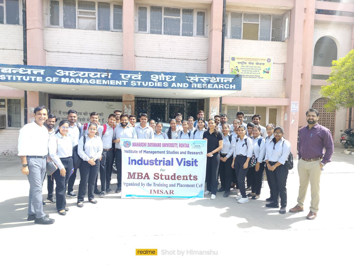 IMSAR_MDU's tweet photo. Industrial Visits!

A group of students are guided by our Training and Placement Head, Aman Vashishth, Visited to Sabar Dairy- Rohtak Plant. On 29th August, 2023.

#mdu
#trainigandplacement 
#imsar
#mbastudents 
#careerdevelopment https://t.co/0rVxyHmsAY