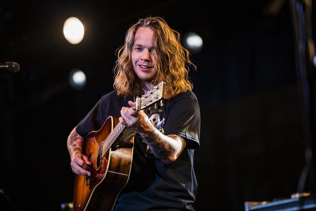 BillyStrings's tweet photo. 9.27.23 / @fordidahocenter https://t.co/yWUzYmXT8j