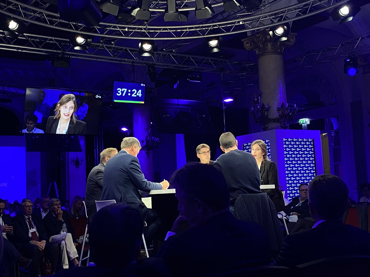 Lysa_DaSilva's tweet image. #CHAM2023 | @Pharma_ANEPF est présente aujourd&apos;hui pour représenter les #étudiants en #pharmacie

🌱« Comment et combien gaspille-t-ton ? »

🧠 « La prescription contrôlée par l’IA ? »

Notre association continuera de s&apos;investir sur ces sujets cruciaux en #Santé