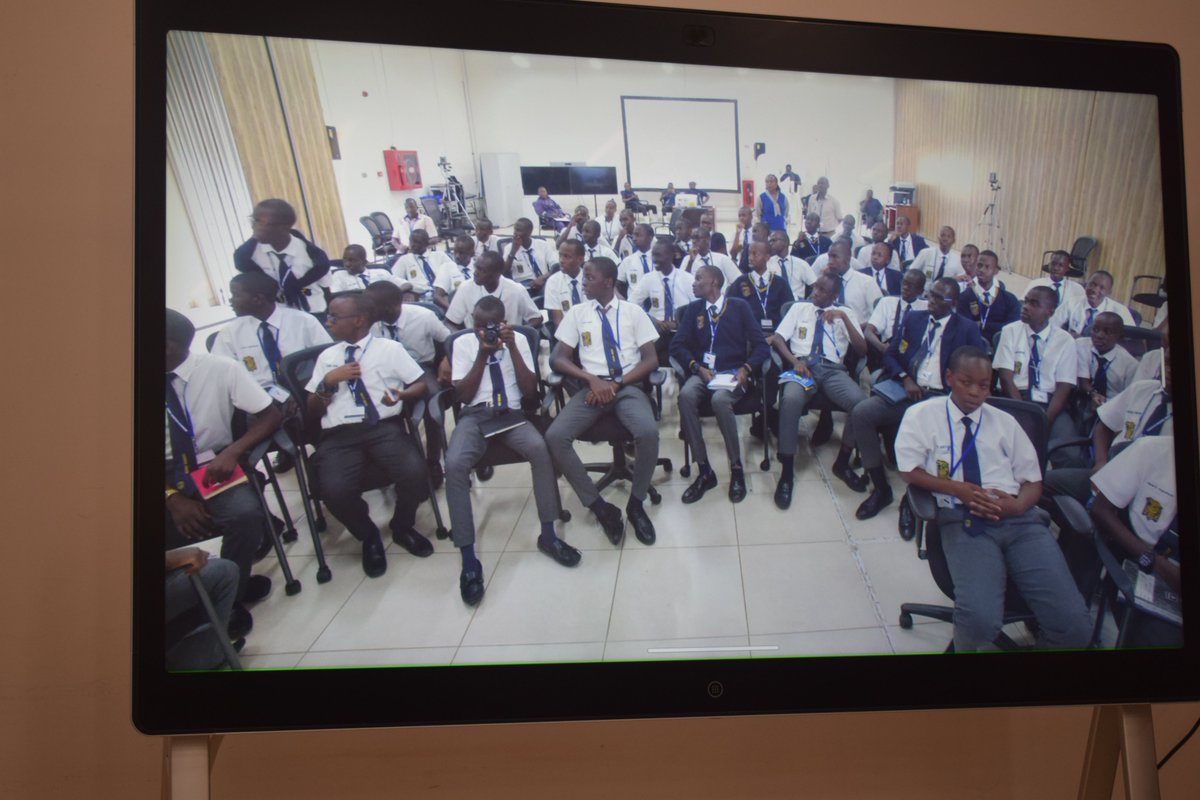 Today, the ICT club of <a href="/SMACK_UG/">SMACK</a>  is privileged to have visited the UN base in  Entebbe(<a href="/unrsce/">UN Regional Service Centre Entebbe (RSCE)</a>). The ICT facilities there are superb. Thanks to the UN ICT team  for the opportunity!