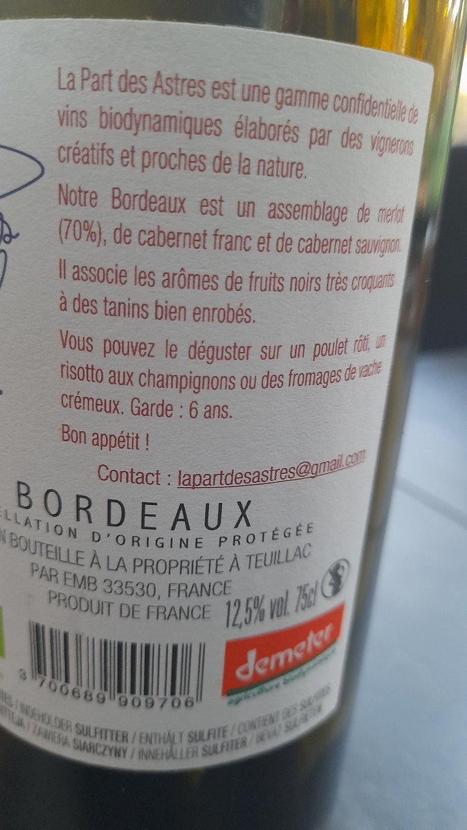EKnuyt's tweet photo. Natuurlijk bestaat er ook #biodynamische #wijn zoals deze La part des Astres !
Een assemblage van Merlot
Cabernet Franc en Cabernet Sauvignon.
Lekker wijntje !
@ehjongsma https://t.co/VVjqtronCj