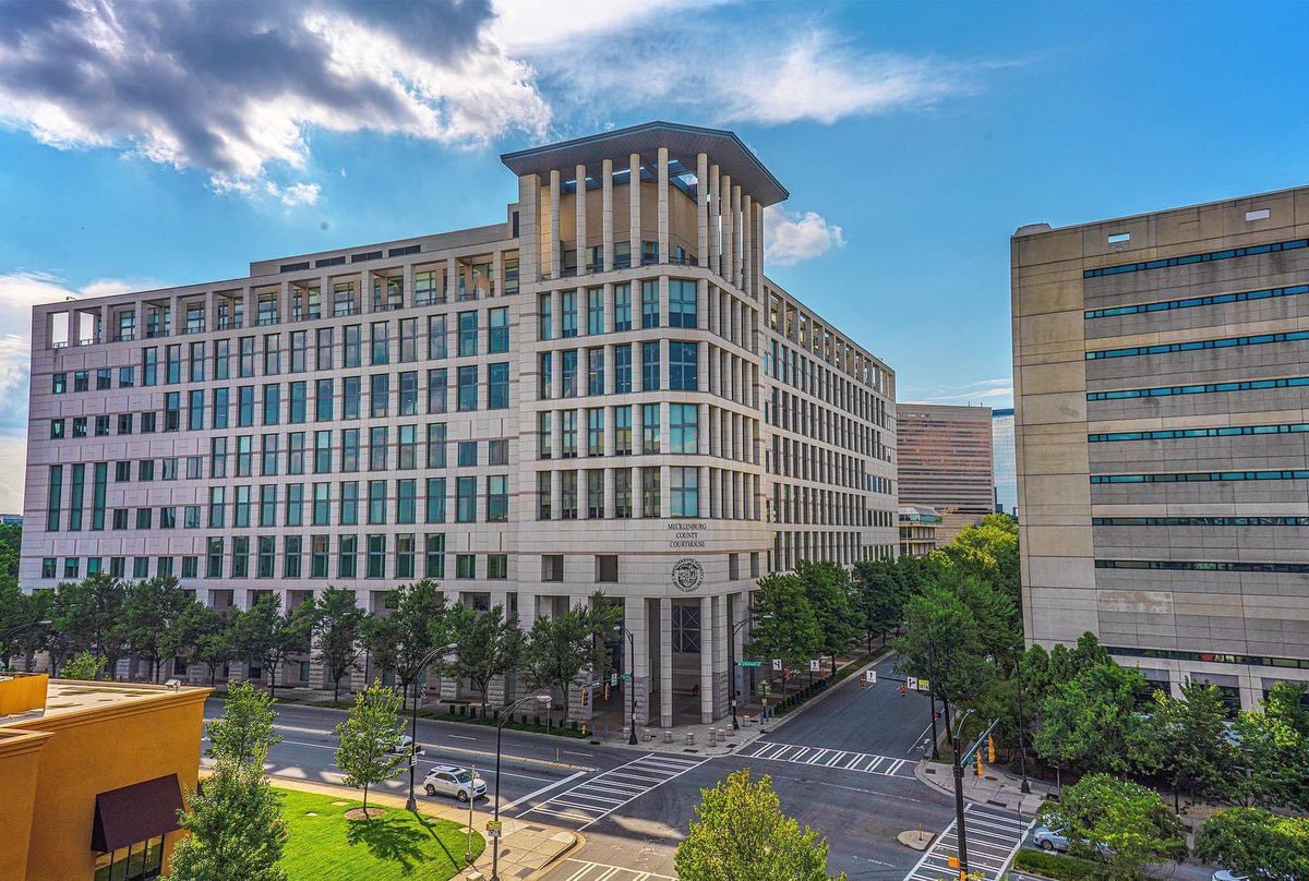 MeckSheriff's tweet photo. There has been a bomb threat at the Mecklenburg County Courthouse. As a result, we have evacuated the courthouse and our deputies and K9 units are now conducting a thorough search. Please avoid the area at this time. https://t.co/6Q1pA3uyQy