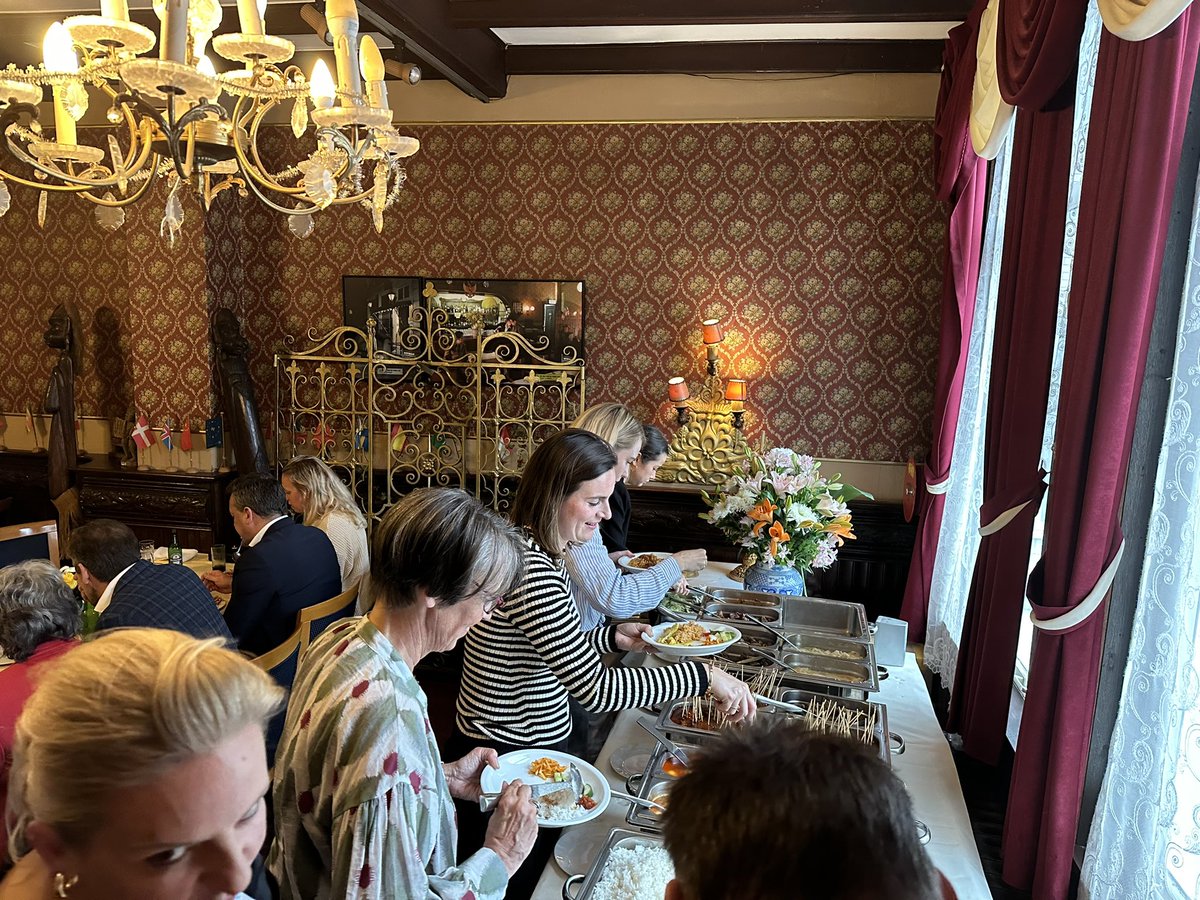 Hans van Tellingen tweet media