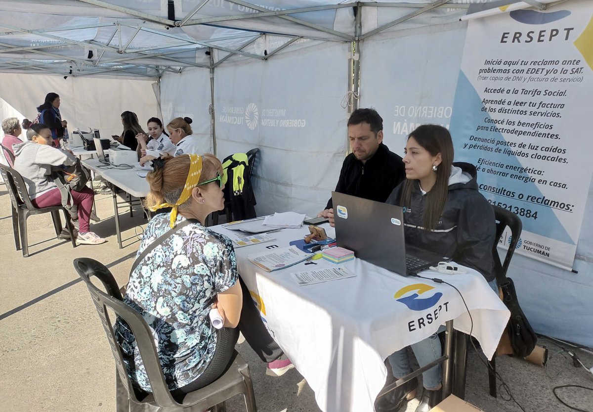 mingobjustuc's tweet photo. El Acercarnos sostiene la accesibilidad de servicios para los vecinos de la Capital.

Más información ▶️ https://t.co/88uRW5ZaSj https://t.co/DF3SZp2Ssa