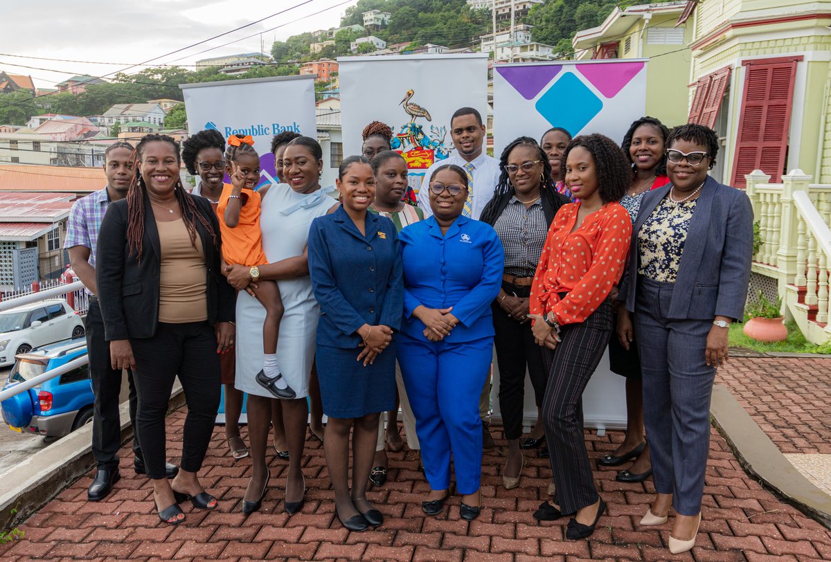 republicbankgd's tweet photo. We're thrilled to announce that another 24 Grenadian students have benefitted through Republic Bank's Bursary Programme this year! 📚🎉This incredible opportunity will empower them to pursue their dreams &amp; unlock a world of possibilities! #RepublicGrenada #PowerToMakeADifference https://t.co/V6xM7kngTw