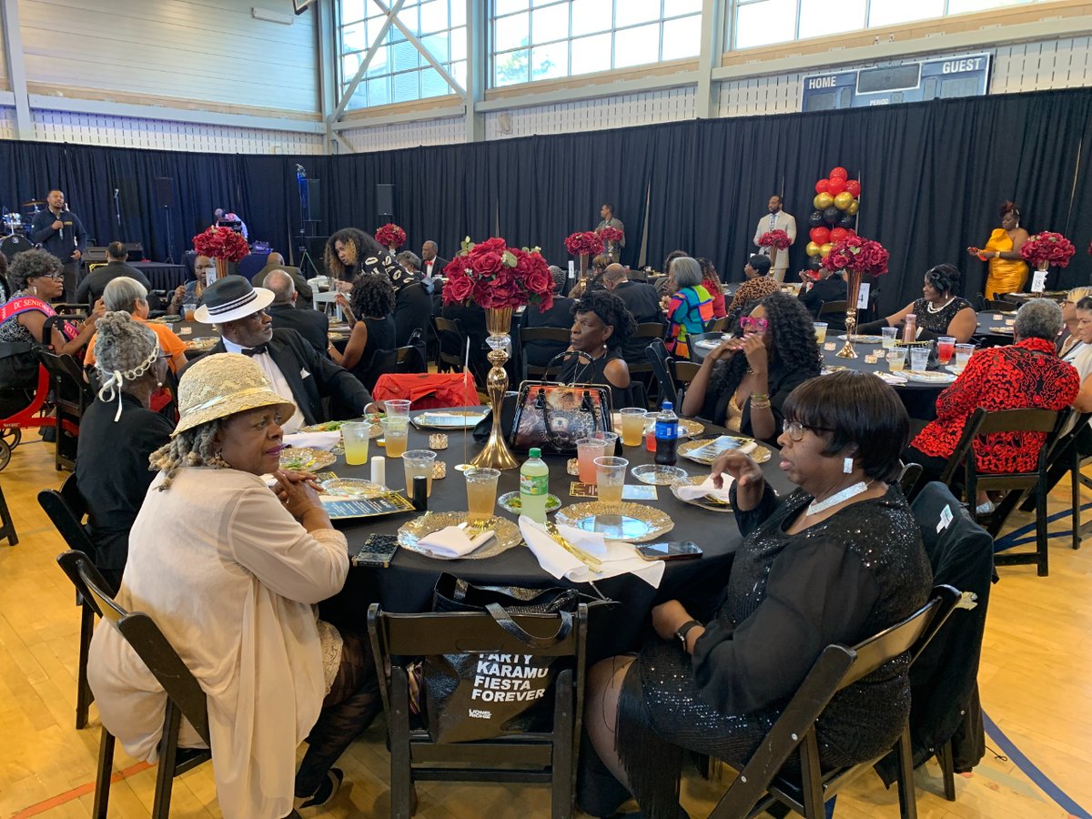 DACL_DC's tweet photo. Last Night DACL joined @DCDPR for their annual Senior Prom at the Deanwood Rec Center! Seniors took a trip back in time to the #Roaring20s aka the Cotton Club! In true prom fashion, the "Senagers" looked excellent! #livingboldlydacl #dcdpr #dacldc #seniorpromdc https://t.co/0Zdy9bUDdp