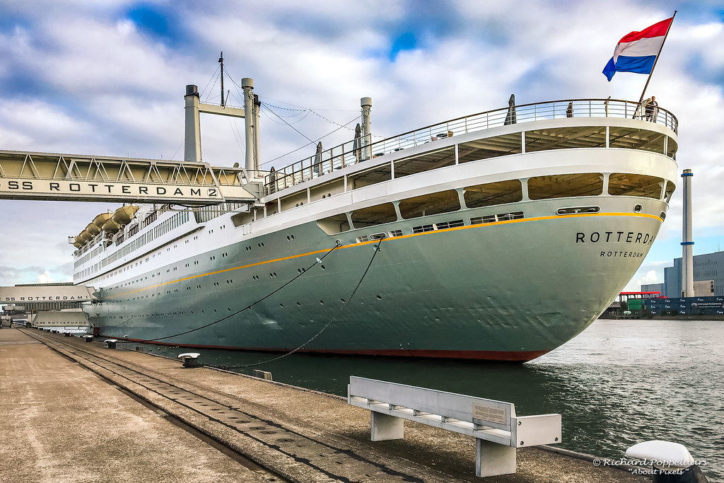 About_Pixels's tweet photo. You don't have to be #PeepingTom to take a good look at the rear of "The Grand Dame" in #Katendrecht.
© Richard Poppelaars / #AboutPixels (28 Sep 2019) / #cruiseship #monument / #History at #Katendrecht #SSRotterdam in #Rotterdam #SouthHolland #Netherla… https://t.co/FOgneYPs5Z https://t.co/Ez9kcmVTvF