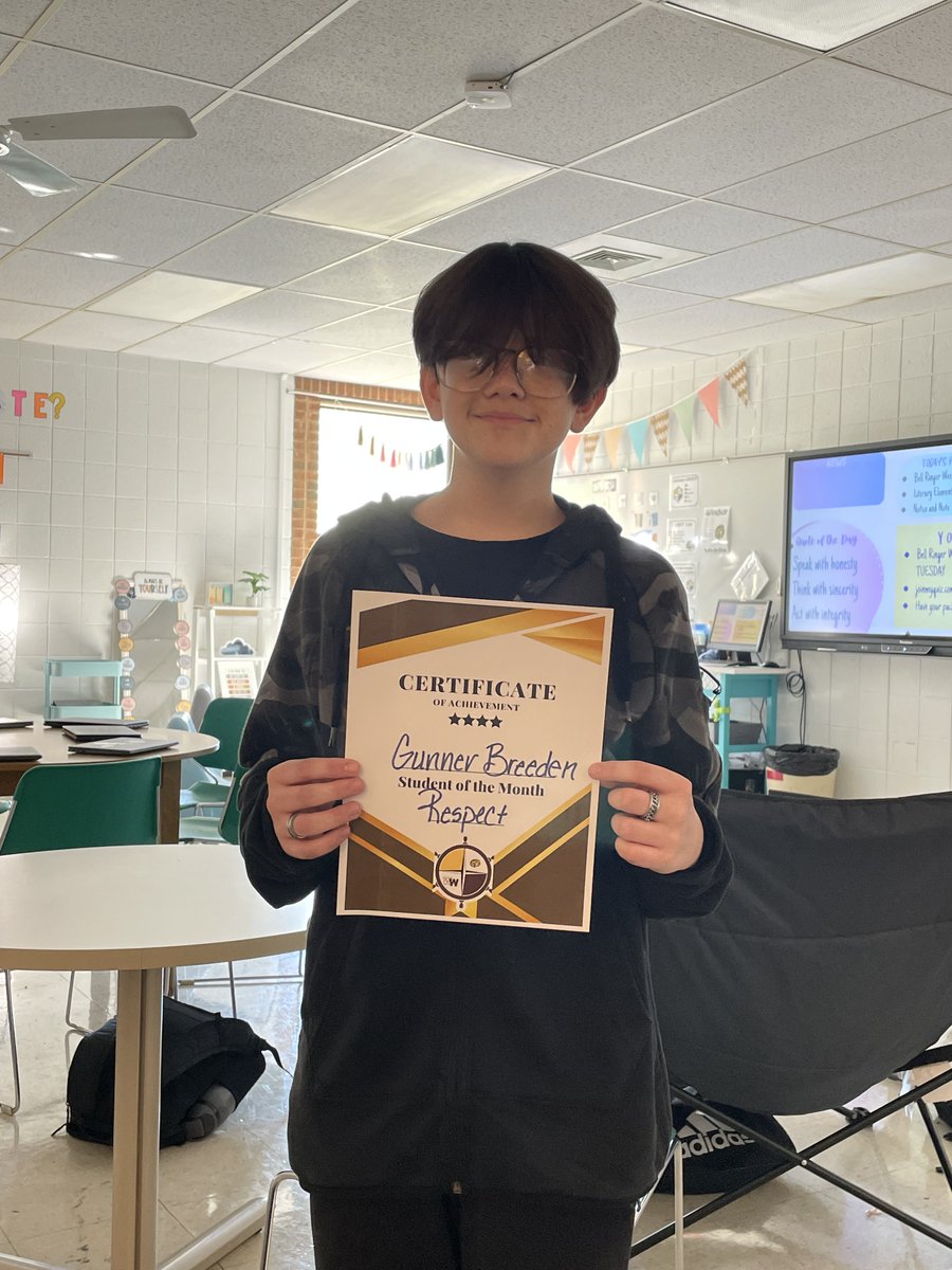 WMSSTUCOwls's tweet photo. Congratulations to the WMS Students of the Month for September! 6th grade- Ryan B., 7th grade- Auden S., 8th grade- Gunner B. #RespectfulStudents #WindsorWay @WMSowls https://t.co/2pWMbp2Myd