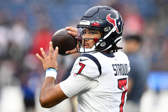 RCHSCougarsFB's tweet photo. Congratulations to @CJ7STROUD for becoming the NFL  OFFENSIVE ROOKIE OF THE MONTH! @HoustonTexans got a great player and person💯
#WeAreRancho🖤💜
#WinInLife🖤💜 https://t.co/mppziJtTFx