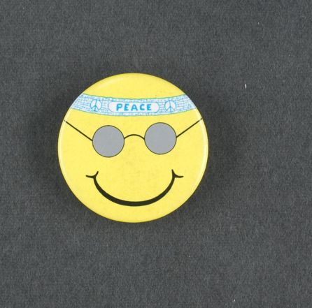 u_mspcoll's tweet photo. Wishing you some "Peace" on this #PinbackThursday! #Labadie

https://t.co/r9OA2MHTEk https://t.co/pmf7HR0CVQ