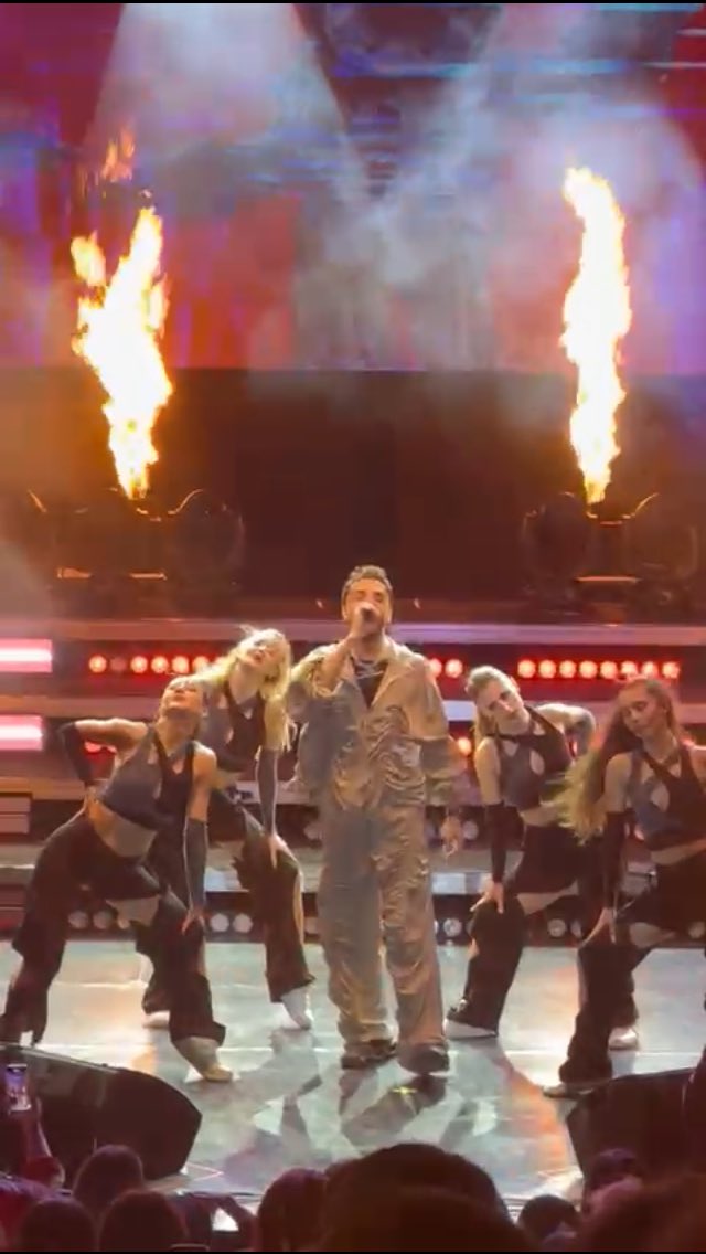 Gökten taş yağsa gelirim demiştim... <a href="/sefo362/">s e f o</a>