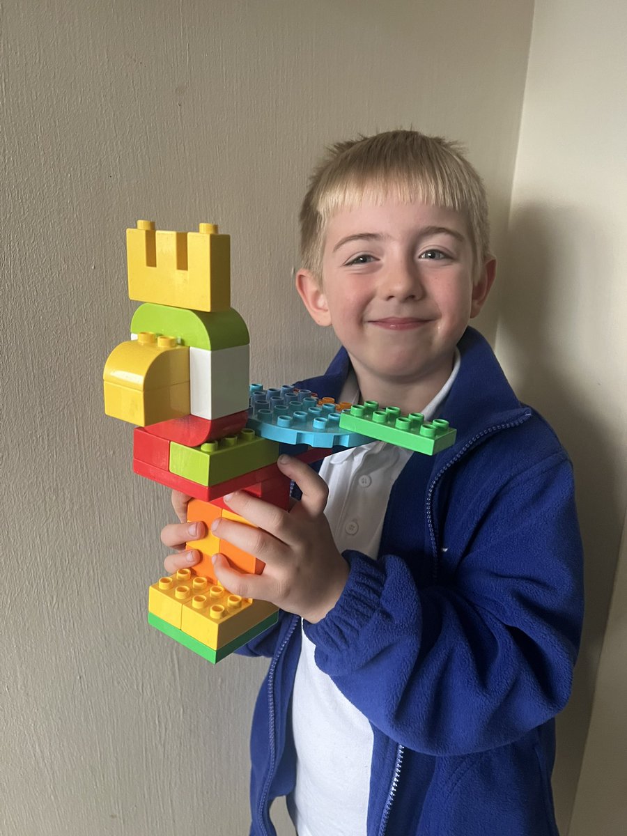 L wanted to show his <a href="/Toucan_Class/">ToucanClass</a> classmates his duplo parrot “Pecky” which he made this afternoon 🦜🧱