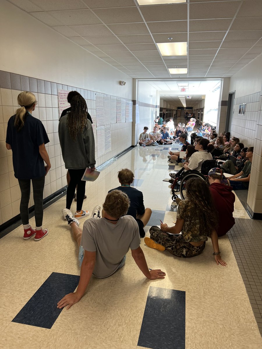MrsDouglasSHS's tweet photo. DC Lang kiddos have been delving into multicultural text of their choice and the last two days we worked to make their final personal connections to their chosen text. They shared their most impactful conversion pieces and it was awesome!! #mywhy #RunMustangsRun #GISDEffect https://t.co/y4XrI3wbmR