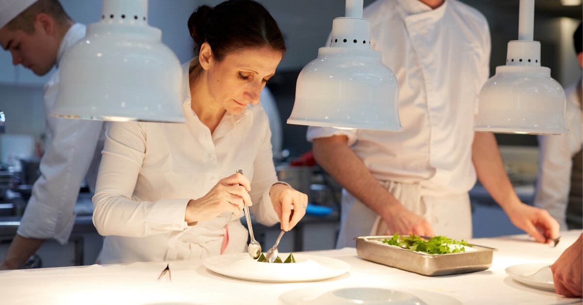 3 semaines après le dernier Valence en Gastronomie Festival, notre ville rayonne à l’échelle nationale et mondiale.

Valence est fière de compter le 2ème meilleur restaurant français et 9ème meilleur au monde d’après le vote des clients du site  @TripAdvisor : la Maison Pic,