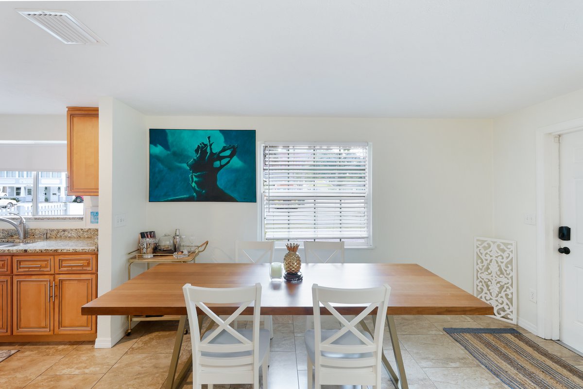 ZarghamiGroup's tweet photo. 🔴 Book a Viewing Now - https://t.co/bj3vlqHUI7

🤔 Searching for Your Sarasota Oasis?

Call our hotline +1 941-841-3662

https://t.co/7IaUnhXyHh https://t.co/QgGLEncF9w