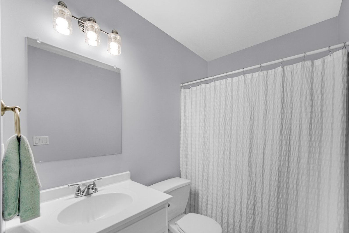 LisaTRealtor's tweet photo. NEW LISTING- 8923 E. 123rd Lane Crown Point, Indiana
ONE-LEVEL LIVING in this SHARPLY REMODELED, MOVE-IN READY, 3Bdrm/2Bth RANCH HOME in Crown Point's WINFIELD AREA!  Call us to schedule a private viewing: 219-793-5573.
#listwithlisa #lisathompsongroup #atproperties #homesforsale https://t.co/GGhowx7MZU