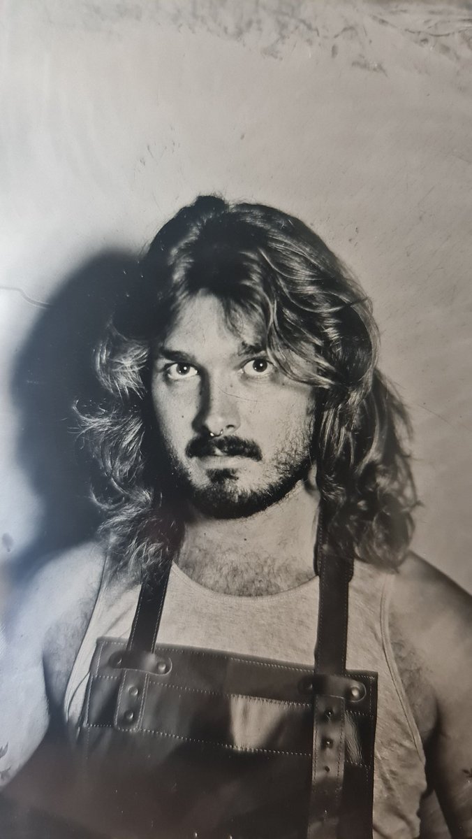 𝐃𝐄𝐕𝐎𝐍™ tweet media