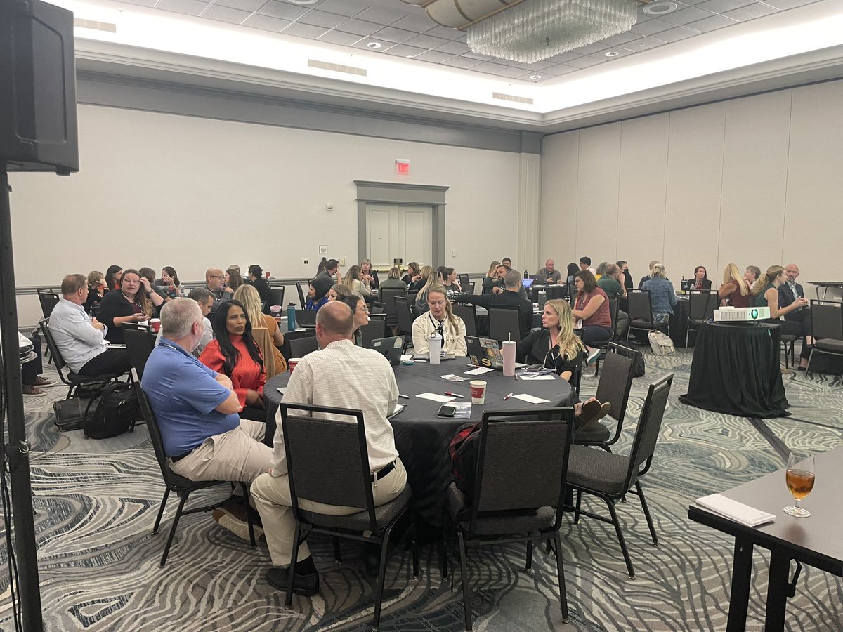 Great group at #EdLeader21Network talking about #learningecosystems and how important they are in education today! Always enjoy an opportunity to share my learning with others! #futuredriven