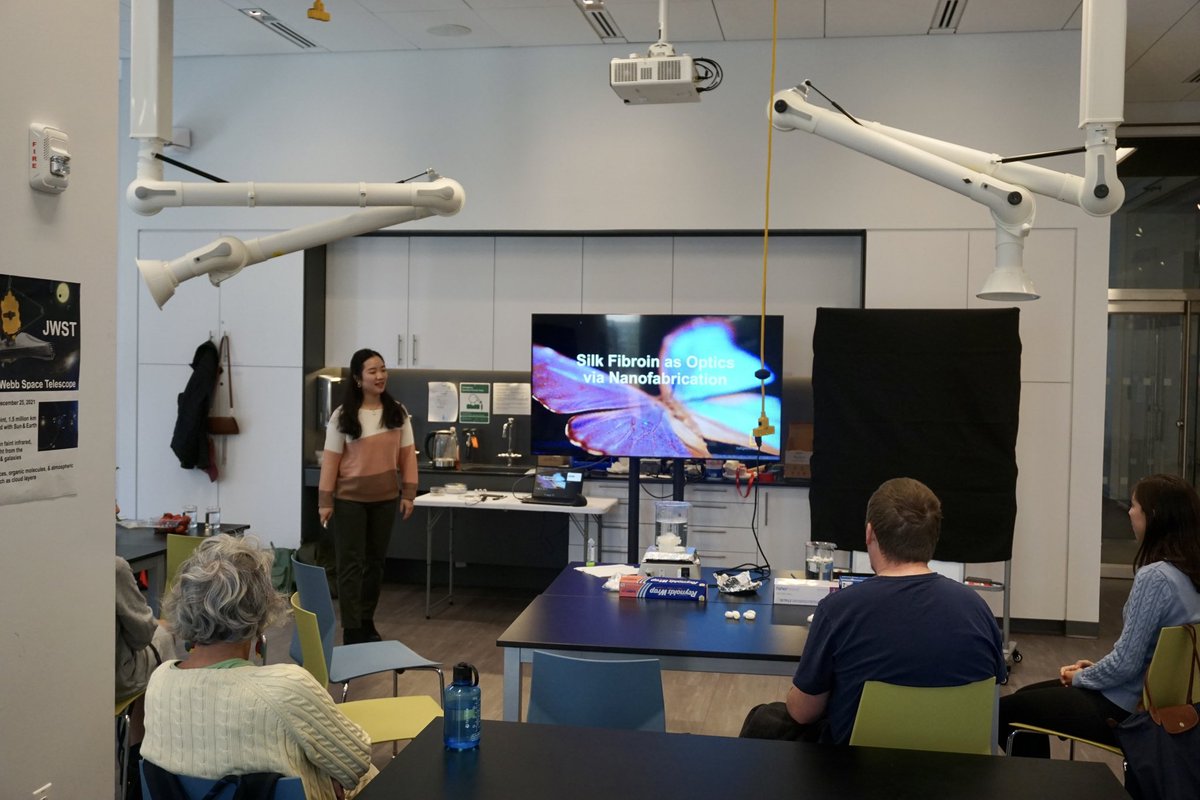 Meng Li 李朦 tweet media