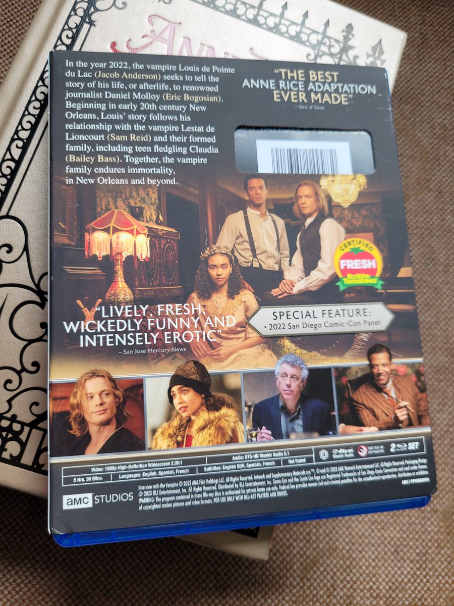 darkishroyalty's tweet photo. FUCKING HELL GUYS HERE I WAS SO EXCITED THAT I FINALLY GOT IT BUT THIS SHIT IS REGION BLOCKED!!!!
I REPEAT, EUROPE CANNOT WATCH THIS SHIT!!!!
#fuckyouamc #fuckyouamazon #fuckyouwholeworld #Imgoingtogohaveicecreamfuckthis #itsliketheydontwantmymoney https://t.co/Ss8tKJVLB4