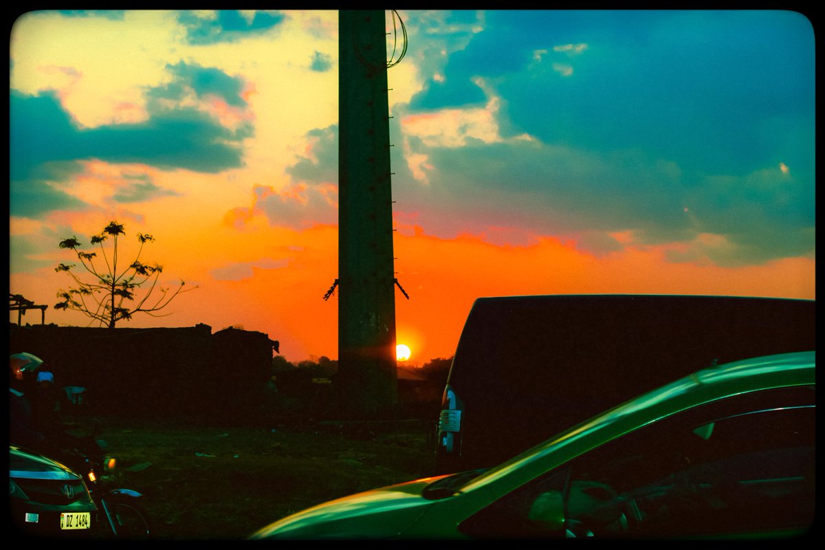 RayMillzAfrican's tweet photo. ...BACK OUTSIDE.
#shotbyray #photography https://t.co/SvXAkP4Glh