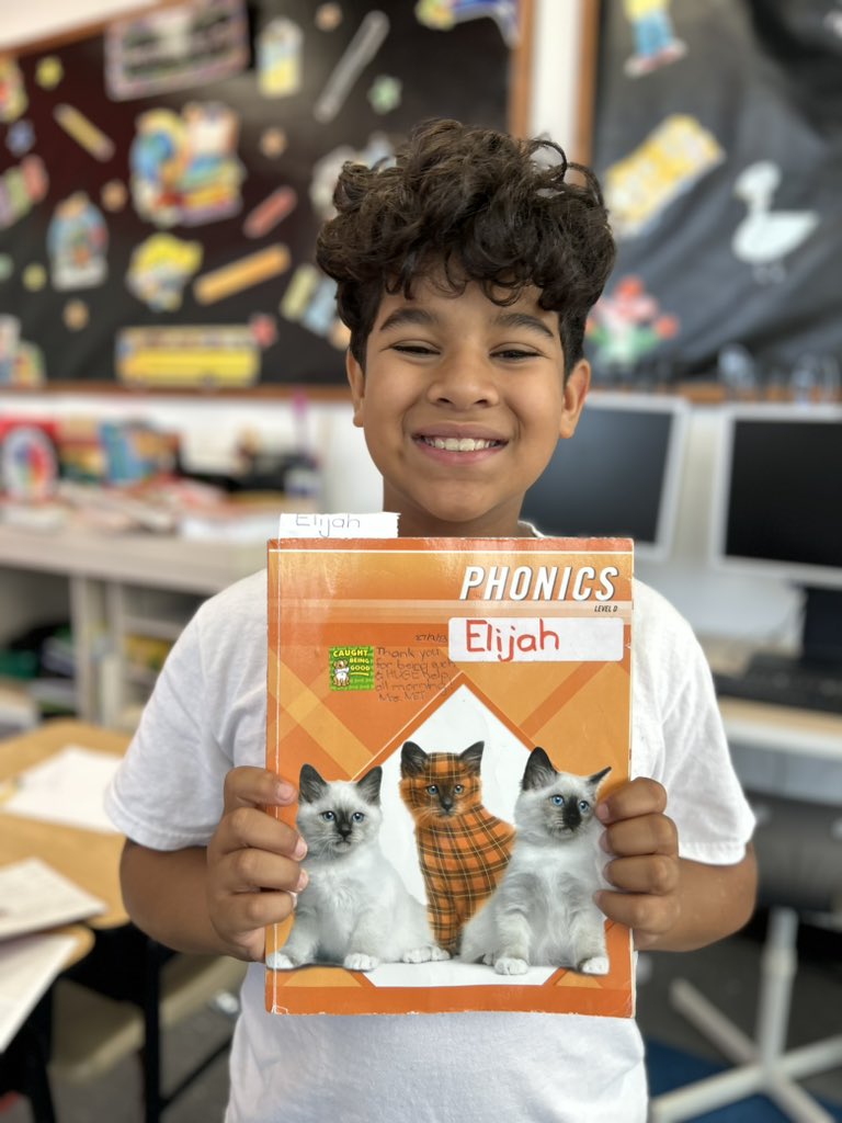 KinderKollegePS's tweet photo. Mrs. McT has a package of very special, “Caught Being Good” stickers!! She has had them for over 10 years &amp; has only awarded 6, until today!! 🎖️ This morning, Claire &amp; Elijah were awarded stickers 7 &amp; 8! Thank you both for being such amazing helpers! ❤️ #caughtbeinggood https://t.co/dL7ige6PEH