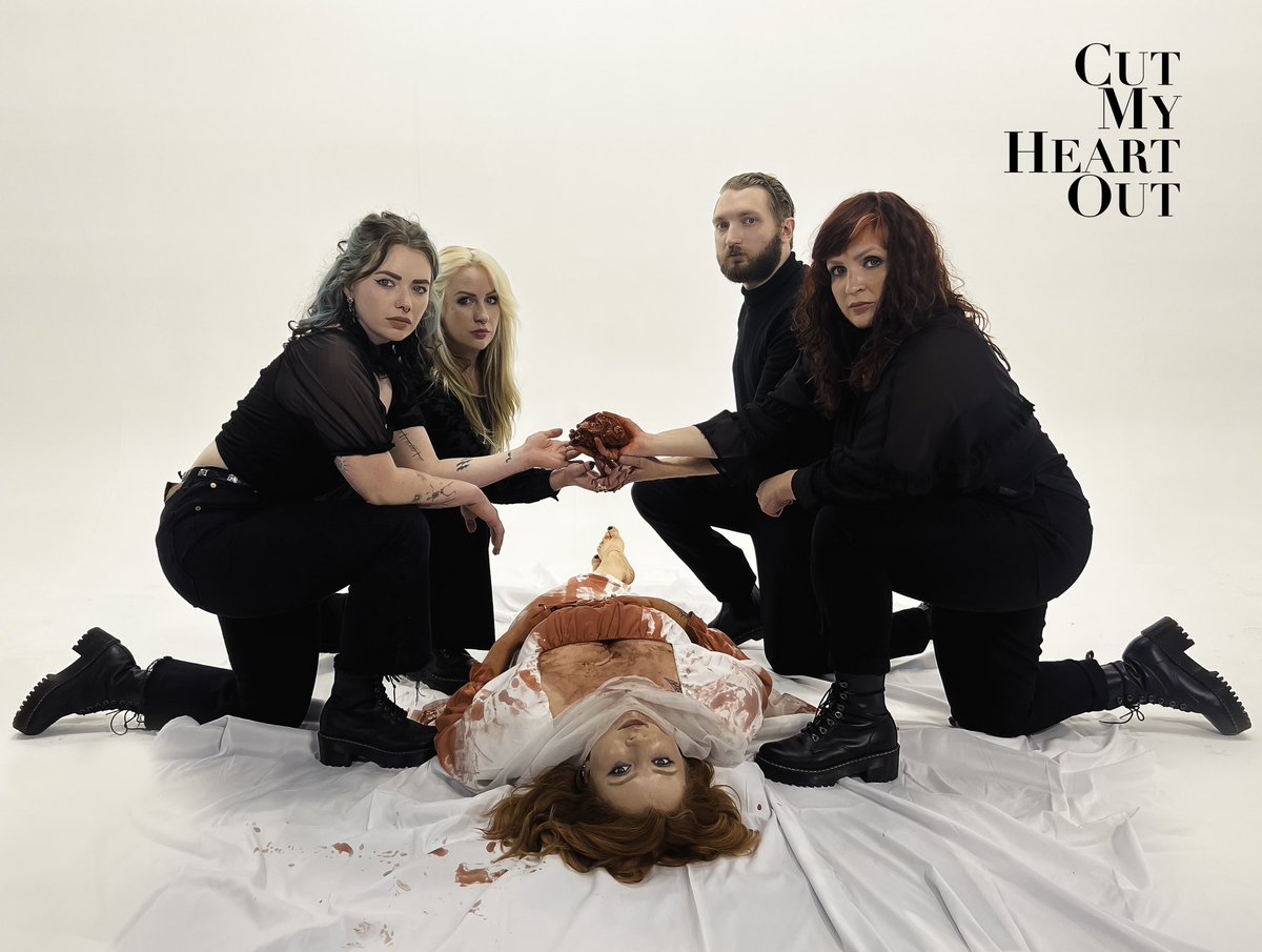 “Cut My Heart Out” releases tomorrow! We couldn’t be more proud of how the song and video turned out. Who knew heart break could feel so good lol😂 So join us tonight at 11:30pm over on the grams for a live stream to celebrate the midnight release!!
🗡️❤️🩸