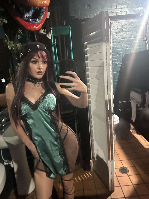 Attn: Local producers @yikesnasty is local &amp; Available to shoot! @FTKL @GoddessVickyV @TerraMizu @Brattyfootgirls<a class="tags" target="_blank" title="On Twitter" href="/?out=eyJ0eXAiOiJKV1QiLCJhbGciOiJIUzUxMiJ9.eyJpYXQiOjE3MjM5ODk1OTcsImlzcyI6InR3cG9ybnN0YXJzLmNvbSIsIm5iZiI6MTcyMzk4OTU5NywiZXhwIjoxNzU1NTI1NTk3LCJyZWRpcmVjdF91cmwiOiJodHRwczovL3R3aXR0ZXIuY29tL3lpa2VzbmFzdHkifQ.rqiuIf-YFByOYjEgI-msdWOCIKJ6-RCmb1VEzMR8NG3AcLTTgEb_clebD50fZt_KpifVQJPX1V-EOSPR4ZS8_A">@yikesnasty</a><a href="/tag/tampabay"class="tags"><span>#tampabay</span></a><a href="/tag/flcontentcreators"class="tags"><span>#flcontentcreators</span></a>